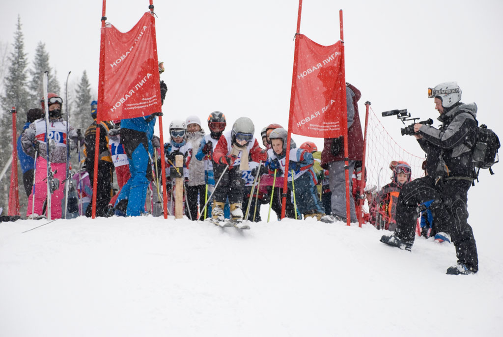 2008-02-22 - Шерегеш - Детские соревнования по горным лыжам Новая лига - DSC_3543.jpg