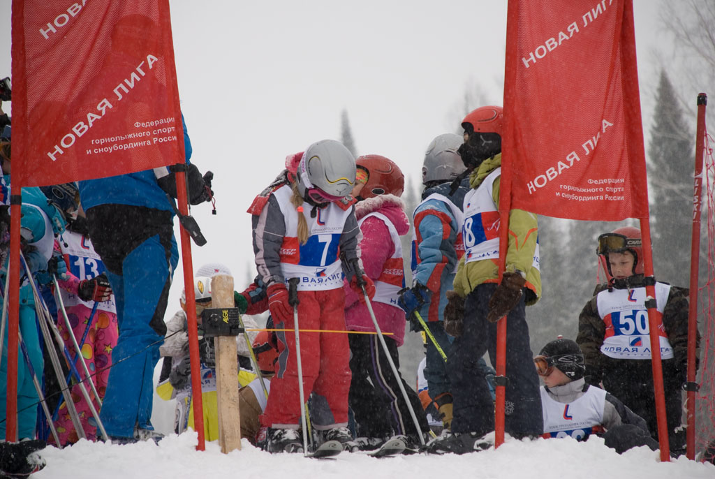 2008-02-22 - Шерегеш - Детские соревнования по горным лыжам Новая лига - DSC_3551.jpg
