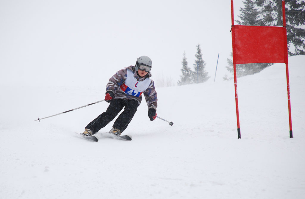2008-02-22 - Шерегеш - Детские соревнования по горным лыжам Новая лига - DSC_3684.jpg