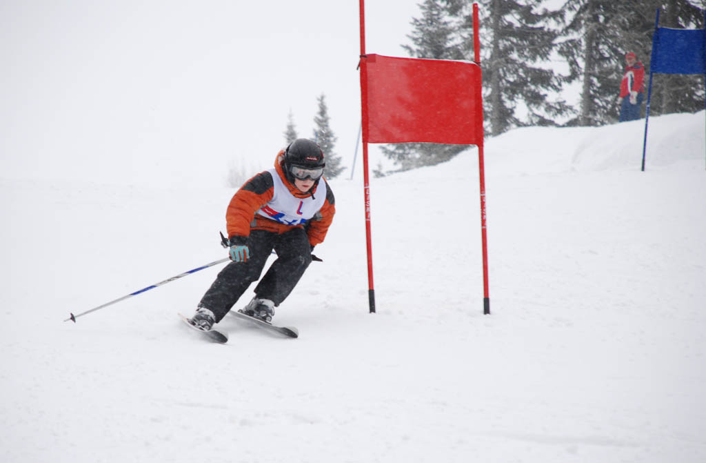 2008-02-22 - Шерегеш - Детские соревнования по горным лыжам Новая лига - DSC_3706.jpg