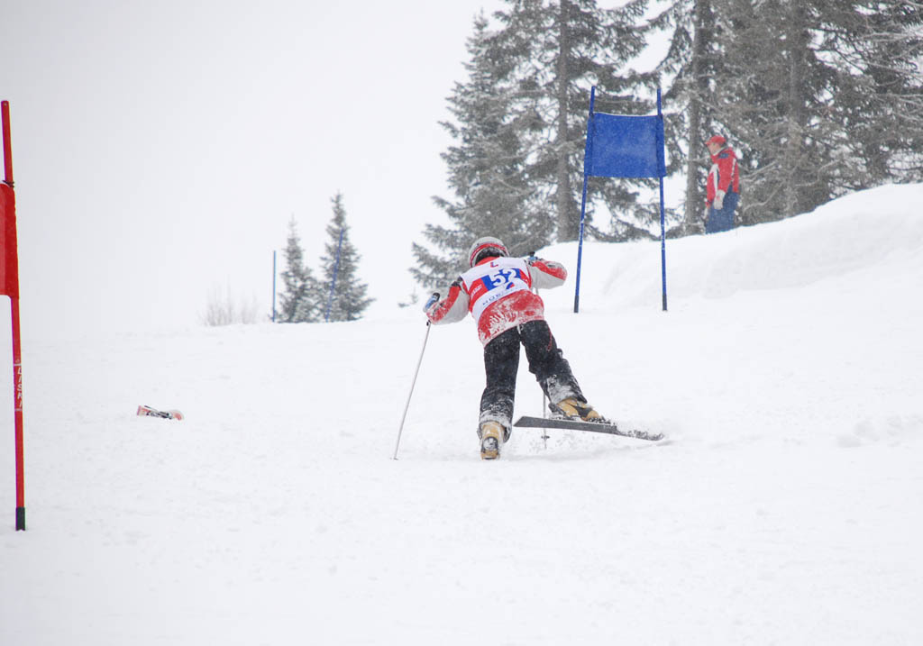 2008-02-22 - Шерегеш - Детские соревнования по горным лыжам Новая лига - DSC_3716.jpg