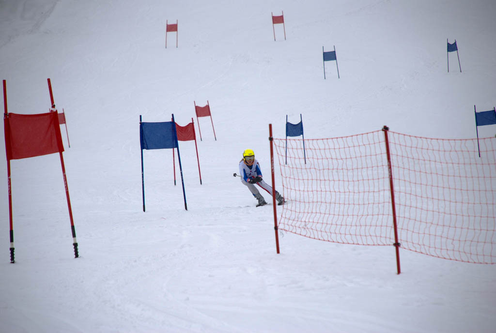 2008-02-22 - Шерегеш - Детские соревнования по горным лыжам Новая лига - DSC_3753.jpg