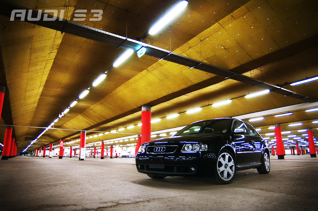Съемка автомобилей - Audi S3 - Фотосессия на стоянке под Мегой