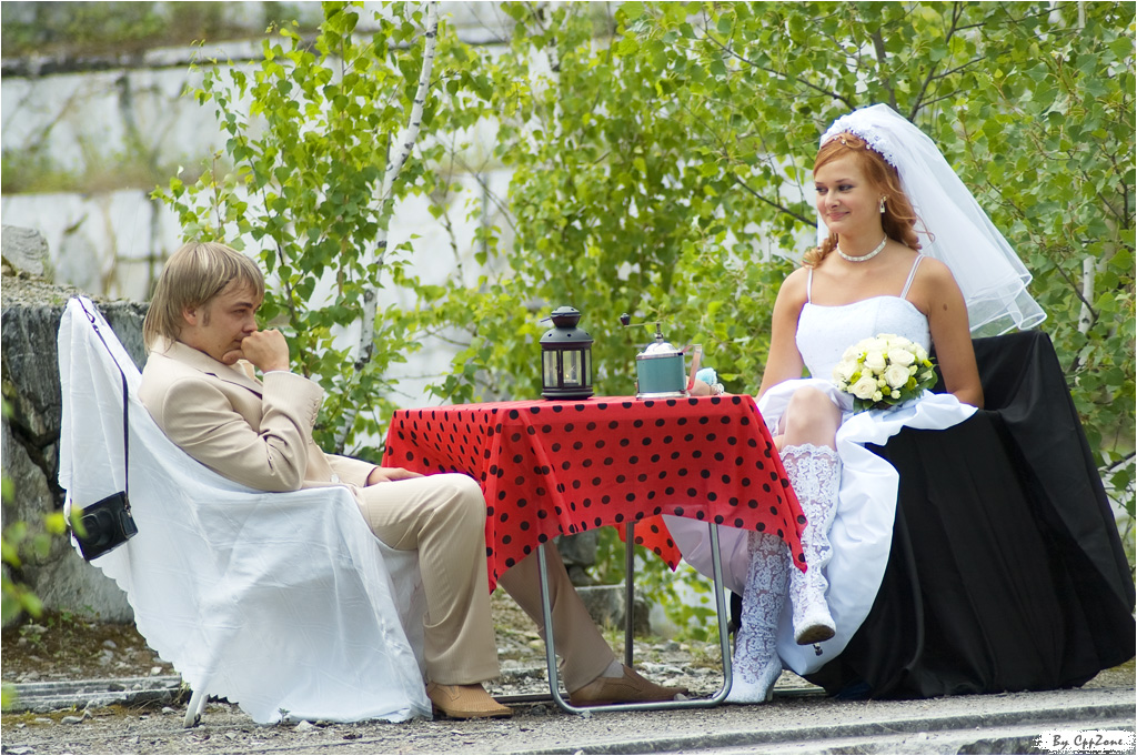 2008 - Алексей и Ольга - Свадебная фотография - За столом