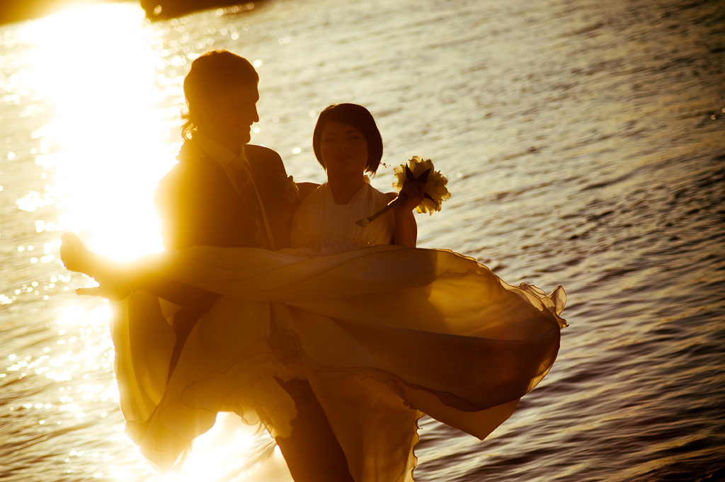 Свадьбы - Сезон 2009 - Свадебная фотография - В стиле солнца
