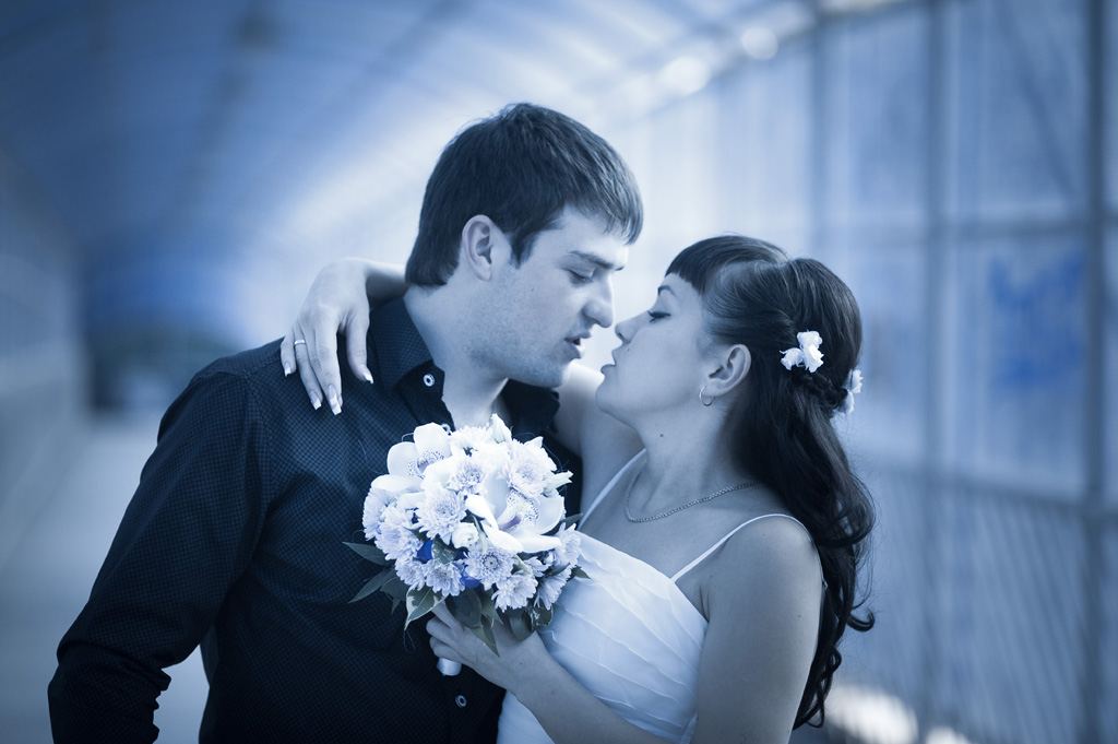 Свадьбы - Сезон 2010 - Страстный поцелуй