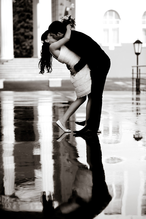 Свадьбы - Сезон 2010 - Поцелуй под дождем