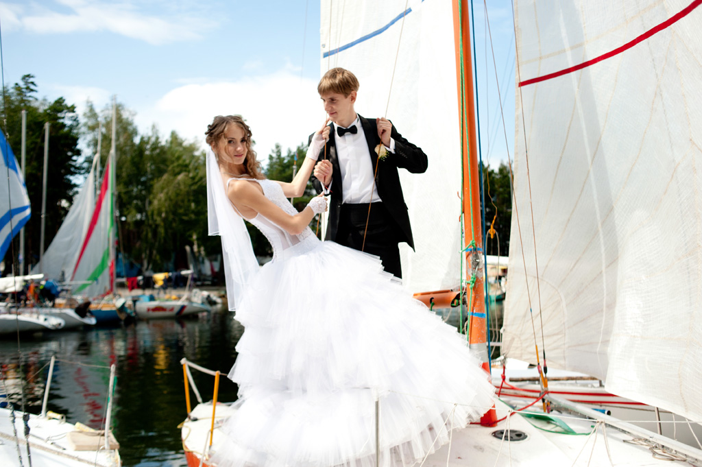 Свадьбы - Сезон 2011 - Жених и невеста на яхте